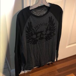 Gray and black graphic express baseball tee